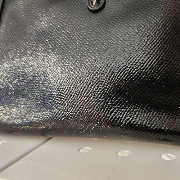 Coach mini satchel black patent leathetw/ gold hardware & 48" shoulder strap. - Picture 8 of 9